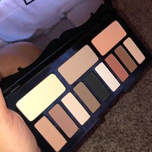 Kat Von D Eyeshadow Palette